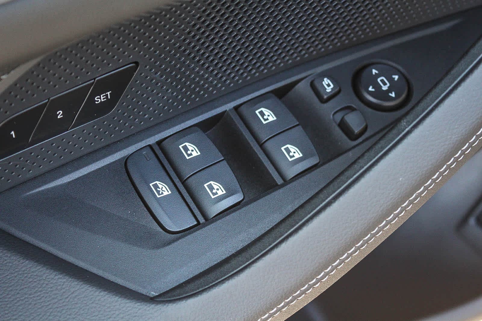 Thumbnail: 2025 BMW i4 - 20