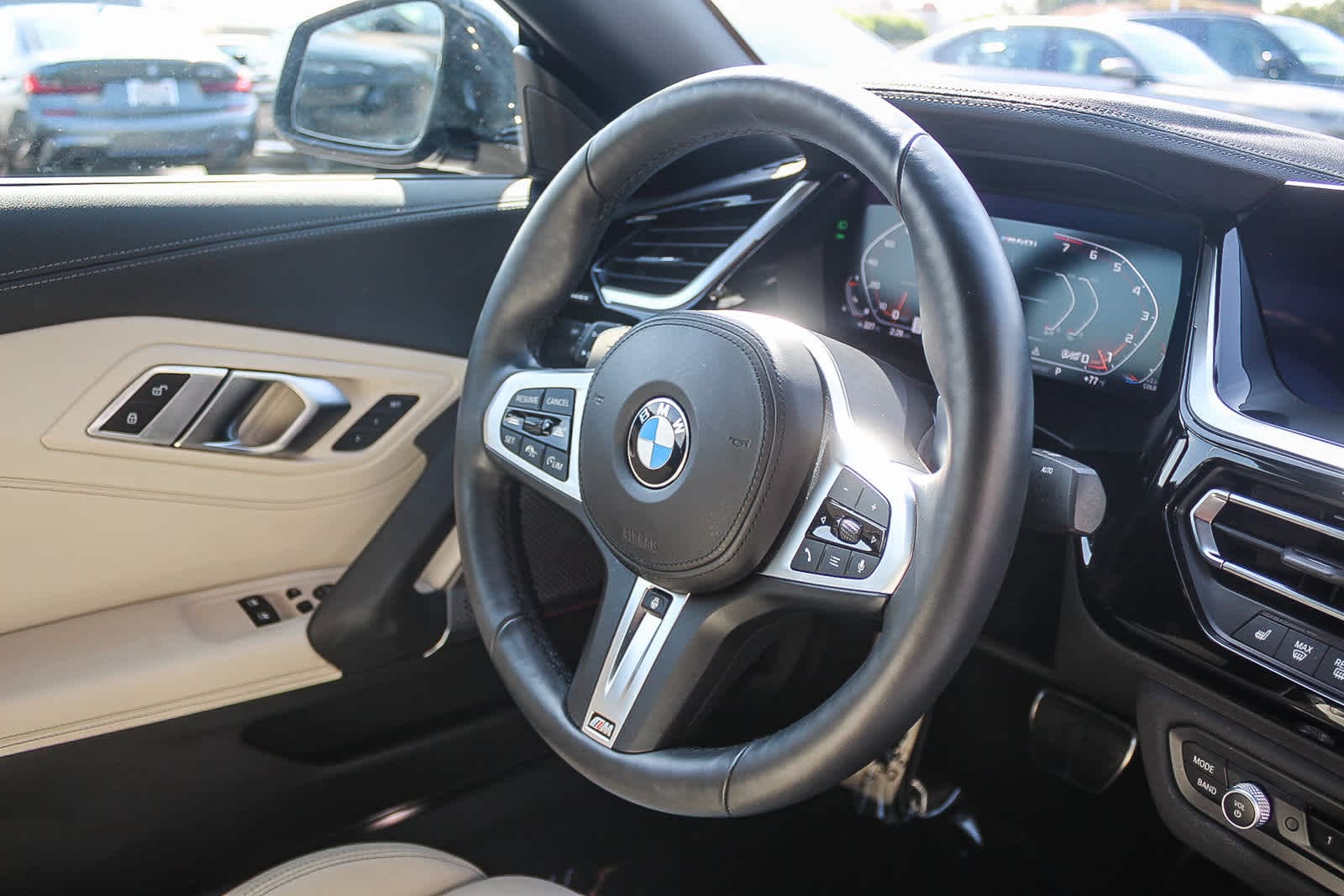 Thumbnail: 2024 BMW Z4 - 14