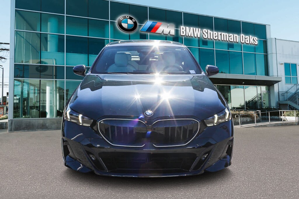 New 2026 BMW 530i Sedan