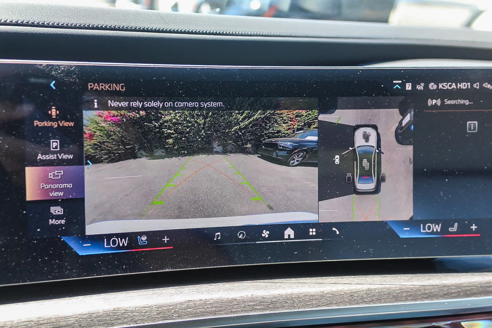Thumbnail: 2026 BMW i7 - 24