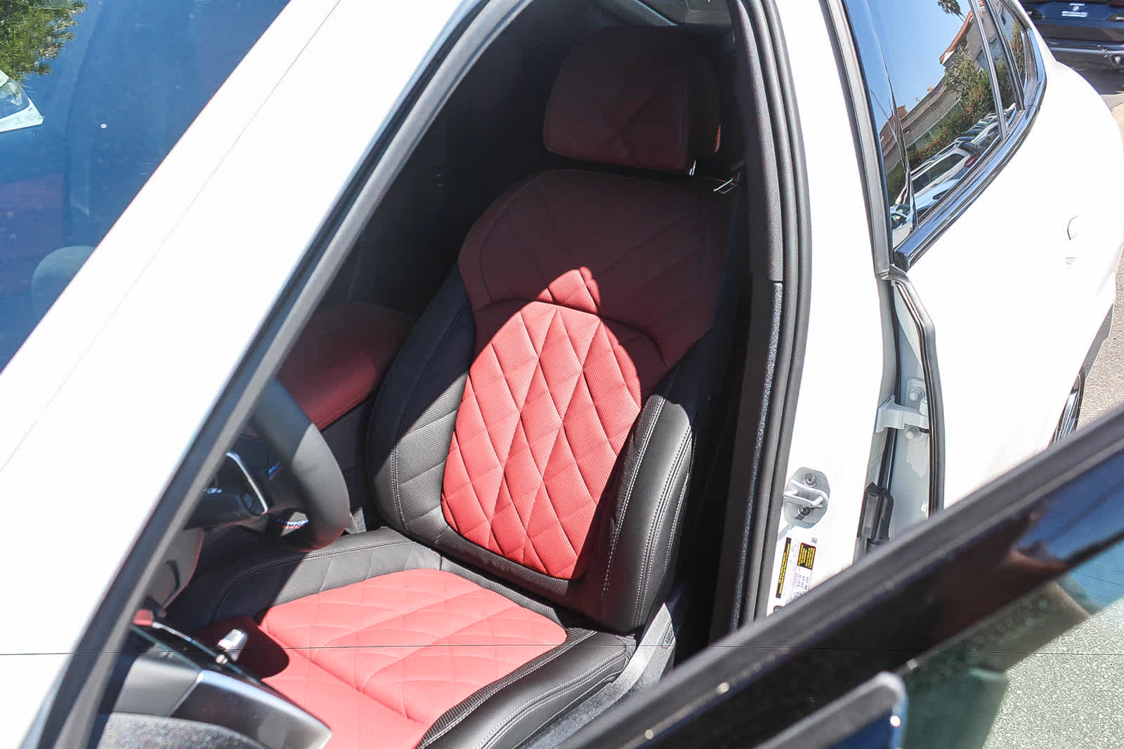 Thumbnail: 2027 BMW X6 - 25