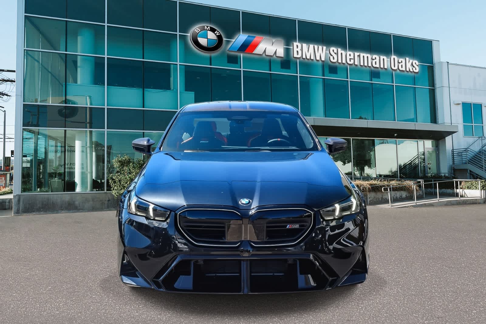Thumbnail: 2026 BMW M5 - 2
