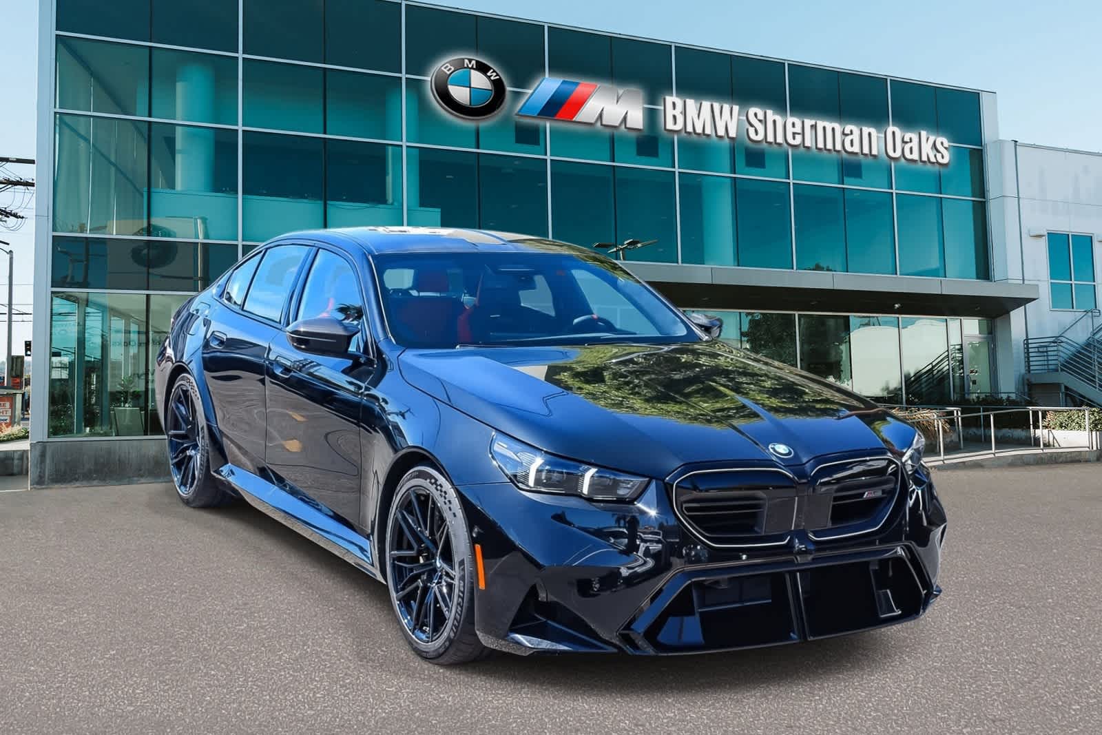Thumbnail: 2026 BMW M5 - 3