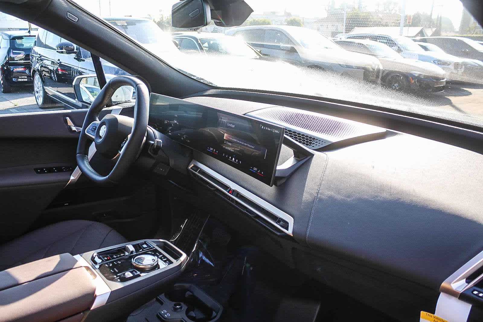 Thumbnail: 2026 BMW iX - 16