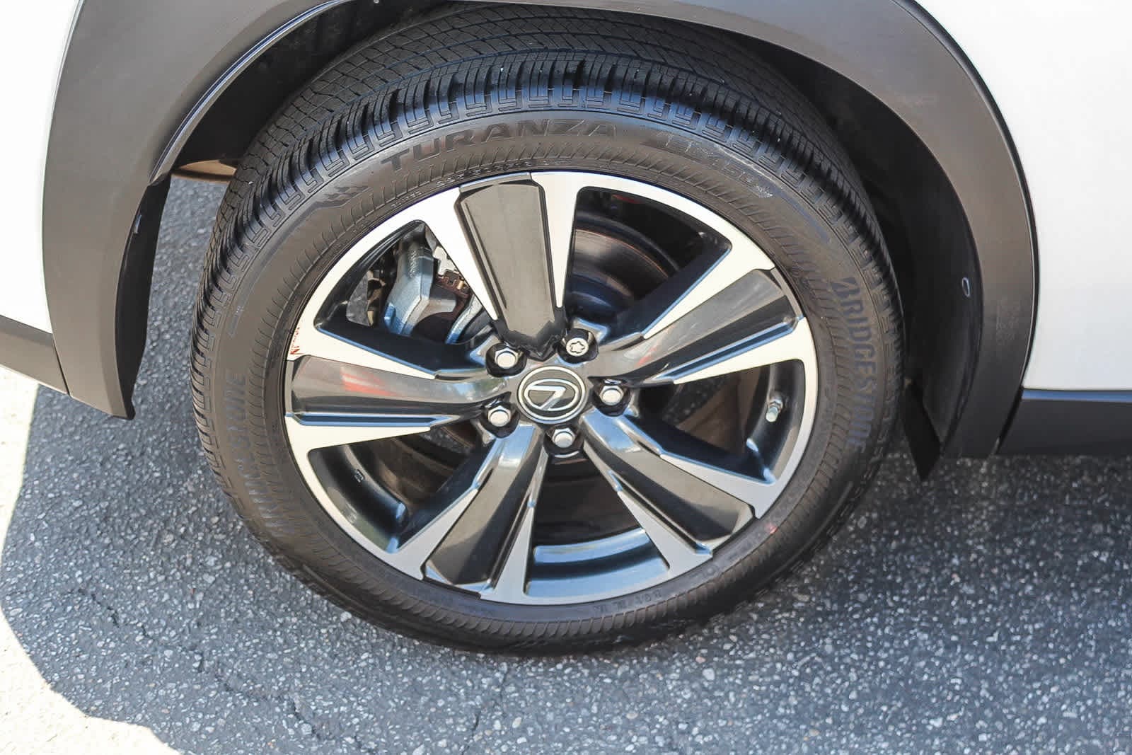 Thumbnail: 2020 Lexus UX - 14