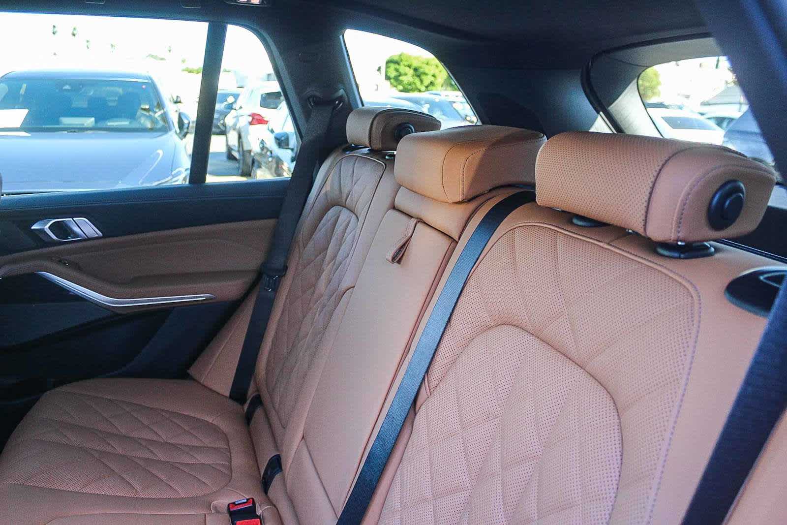 Thumbnail: 2026 BMW X5 - 18