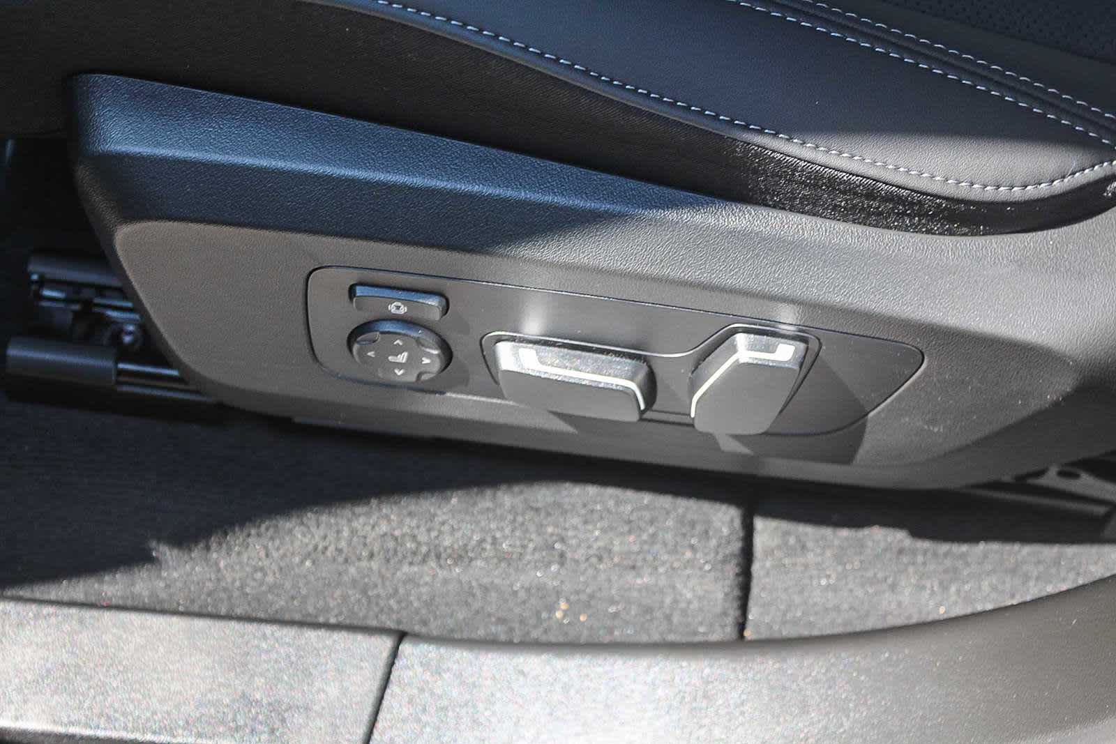 Thumbnail: 2026 BMW X3 - 21