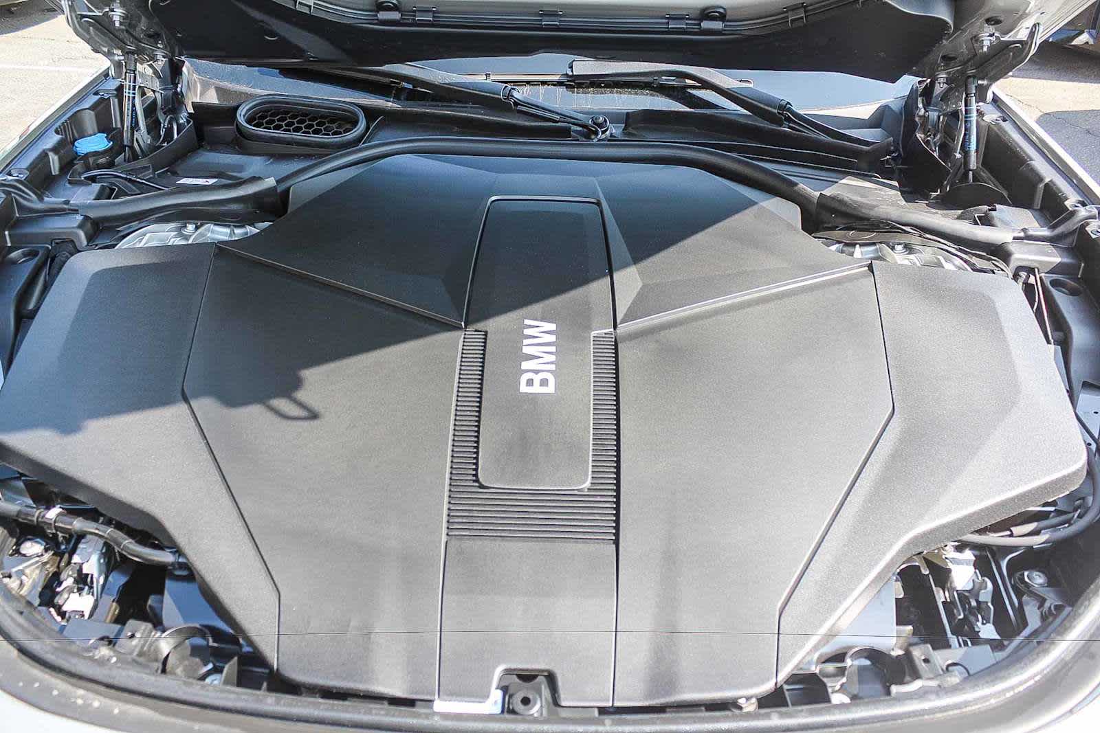 Thumbnail: 2026 BMW i7 - 27