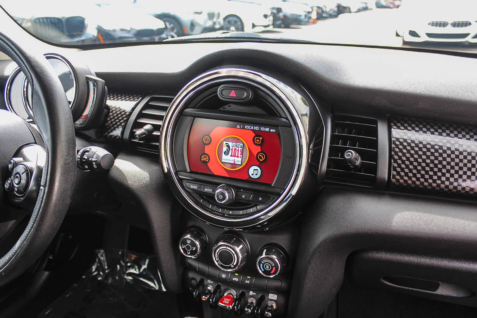 Thumbnail: 2019 MINI Cooper Hardtop - 12