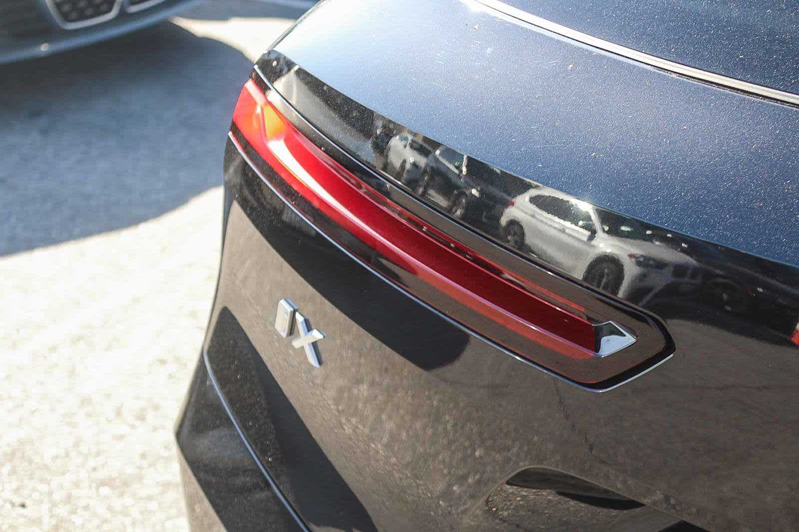 Thumbnail: 2026 BMW iX - 7