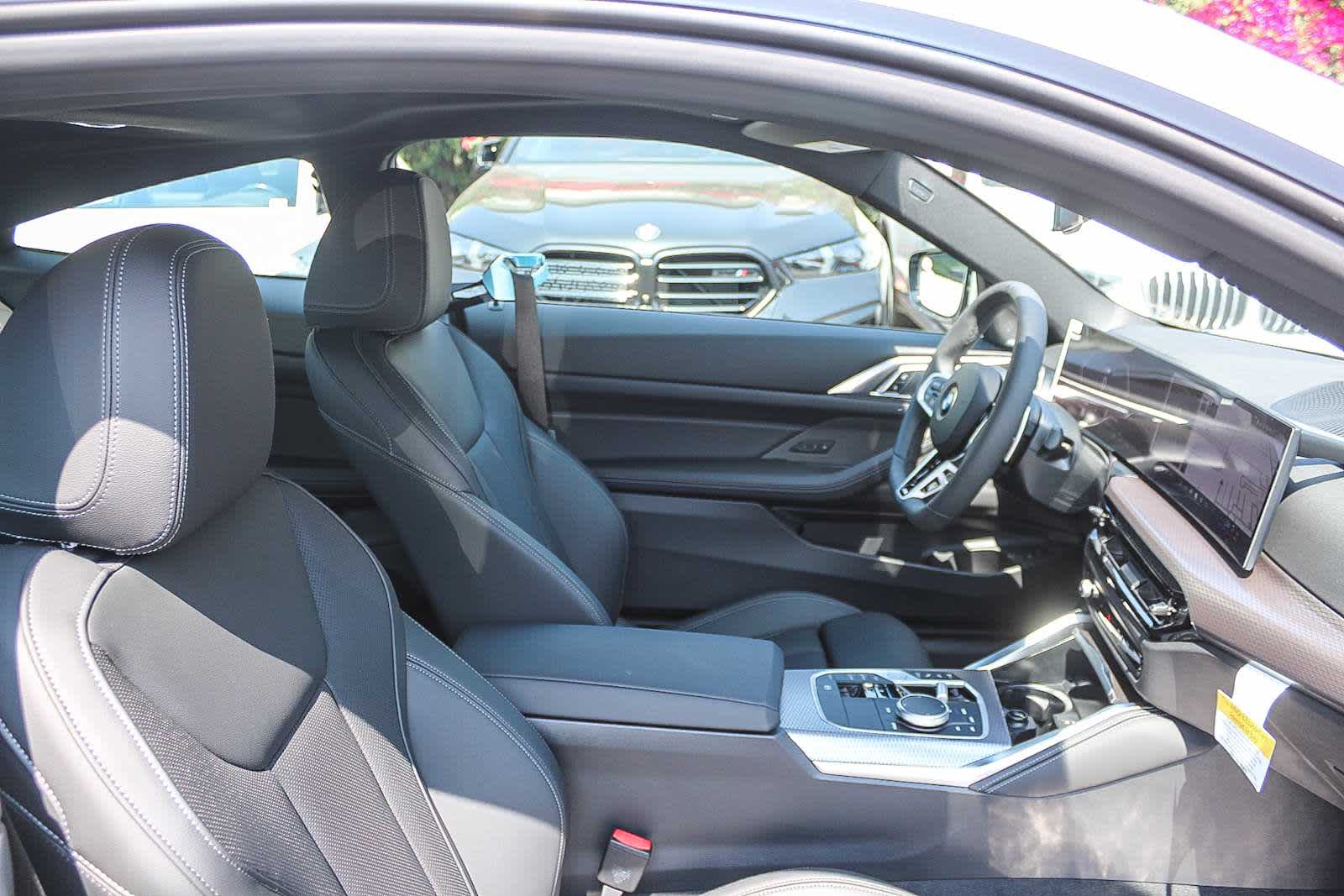 Thumbnail: 2025 BMW 4 Series - 15