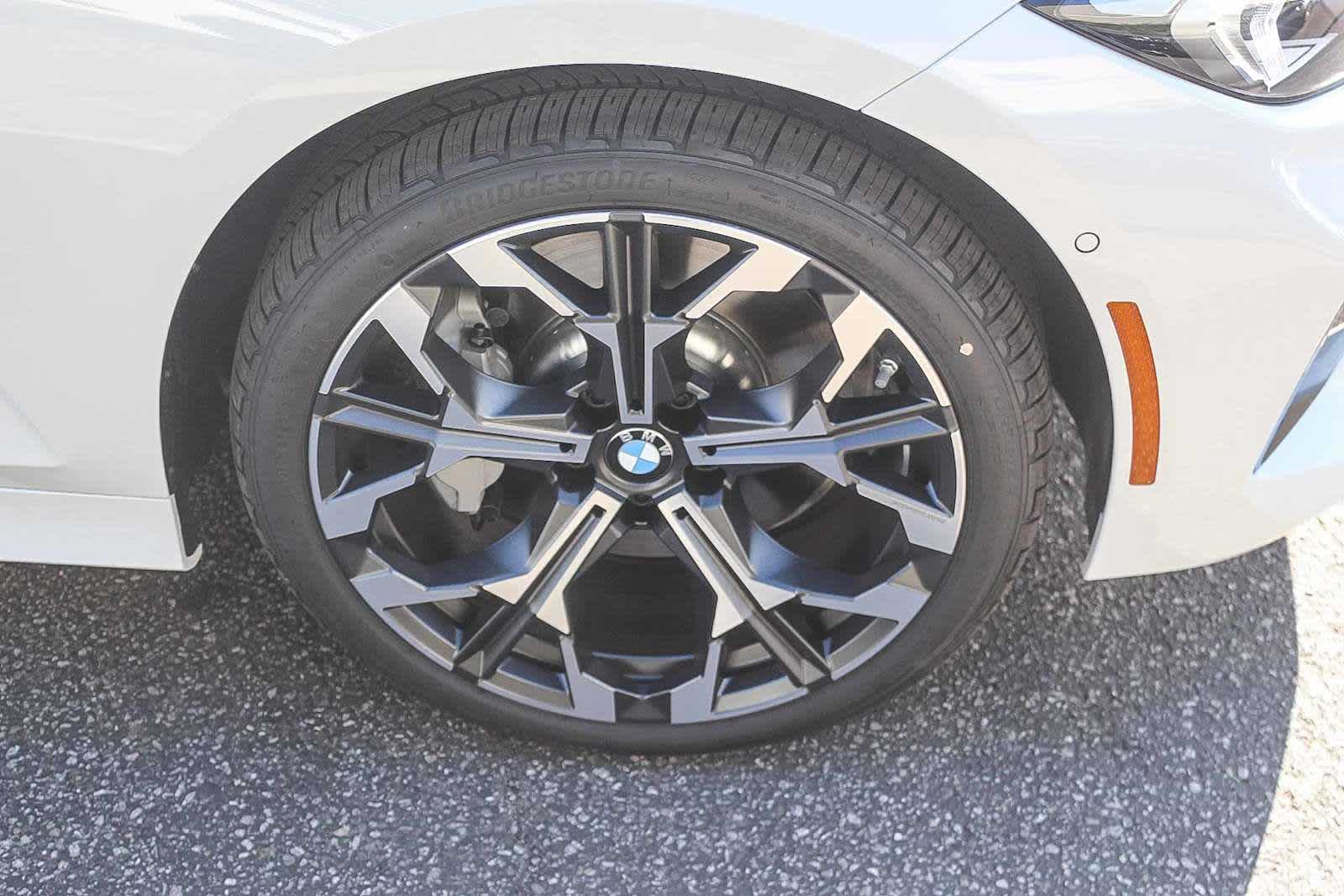 Thumbnail: 2026 BMW 3 Series - 9