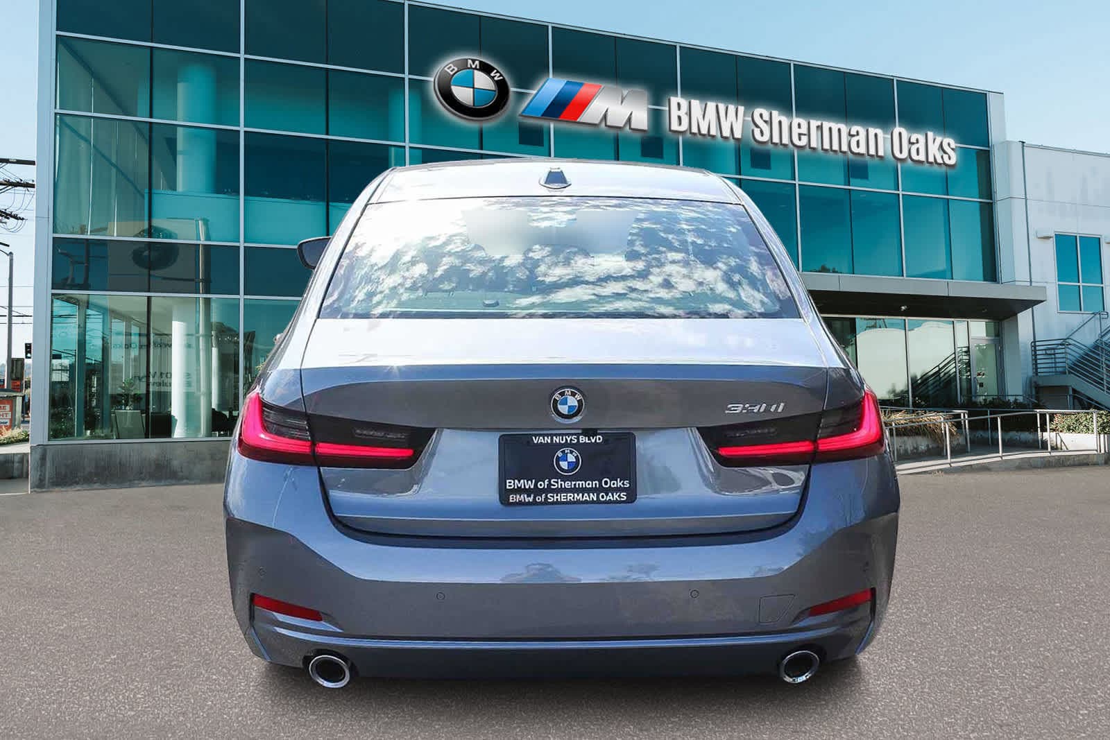 Thumbnail: 2026 BMW 3 Series - 5