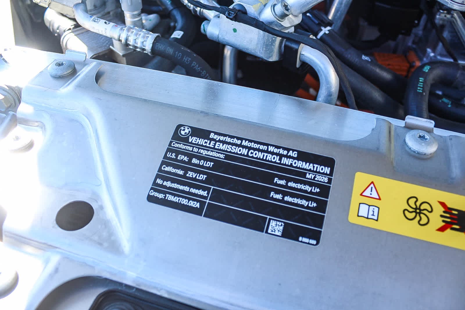 Thumbnail: 2026 BMW iX - 27