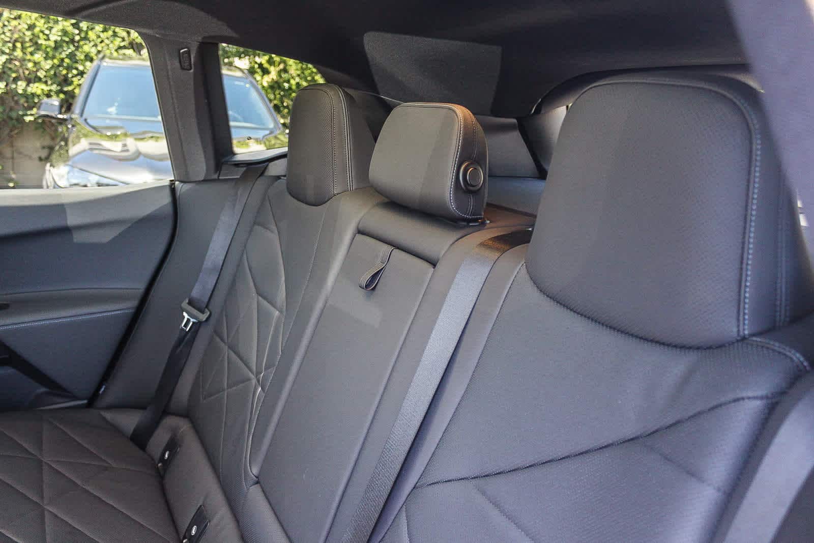 Thumbnail: 2023 BMW iX - 18