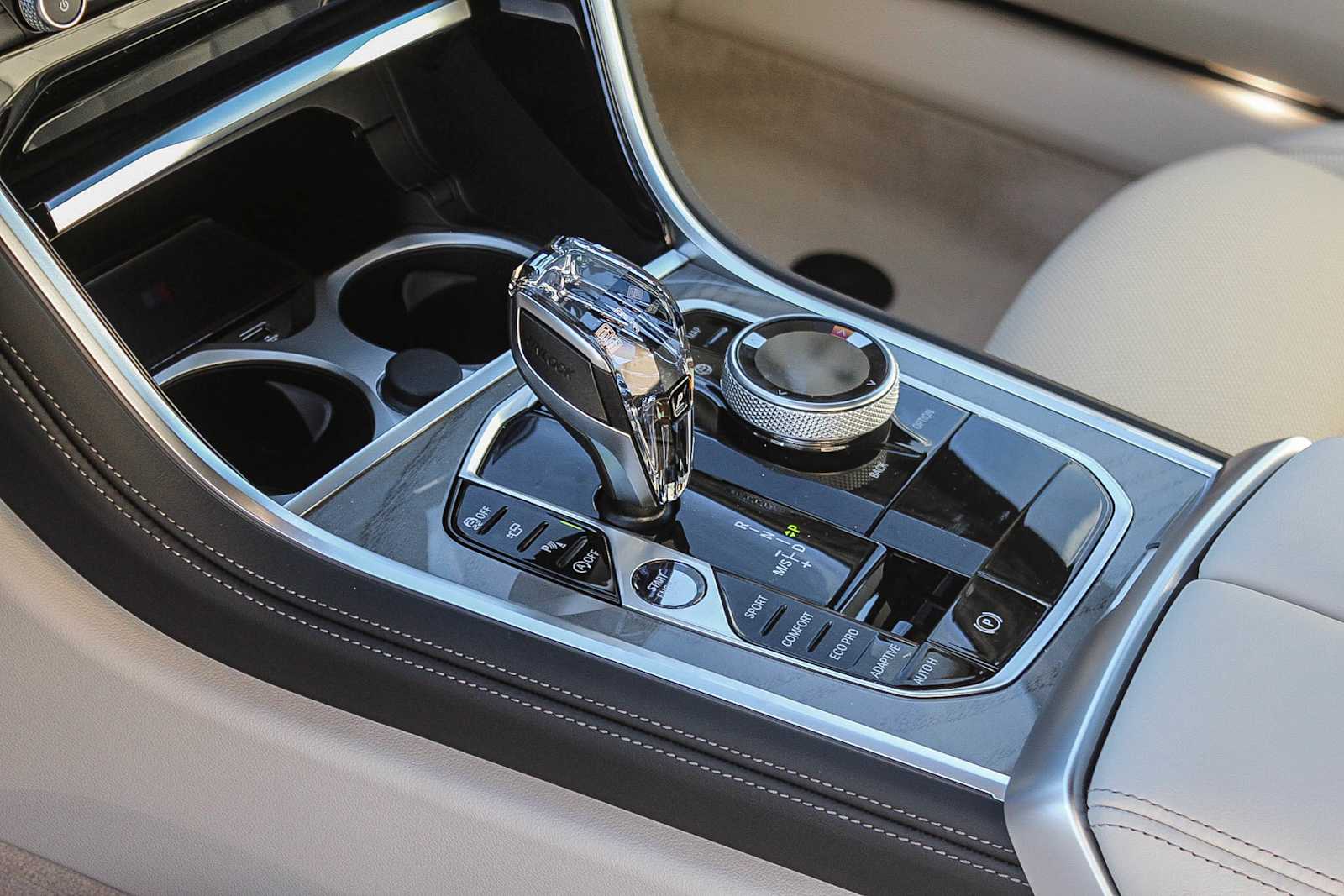 Thumbnail: 2026 BMW 8 Series - 19