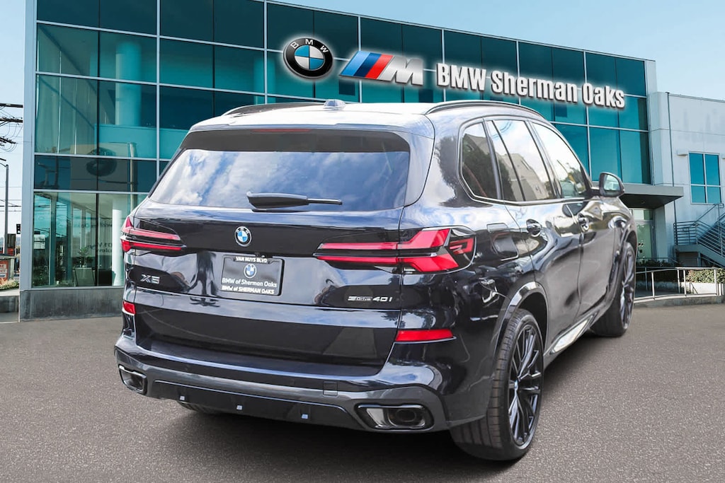 New 2026 BMW X5 sDrive40i SUV