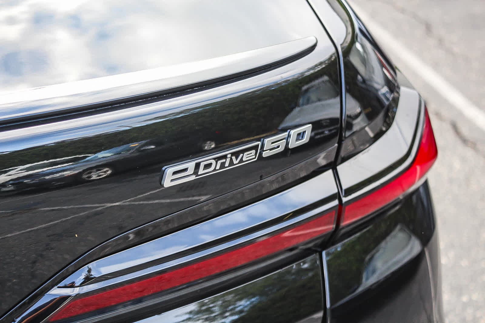 Thumbnail: 2026 BMW i7 - 25