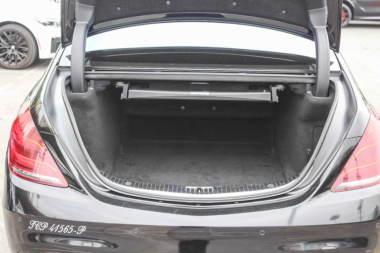 Thumbnail: 2019 Mercedes-Benz S-Class - 25
