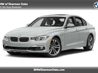 2018 BMW 3 Series 330's photo