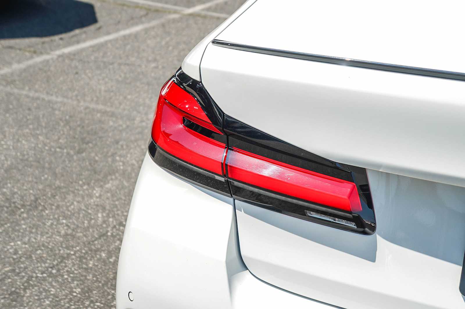 Thumbnail: 2023 BMW 5 Series - 6