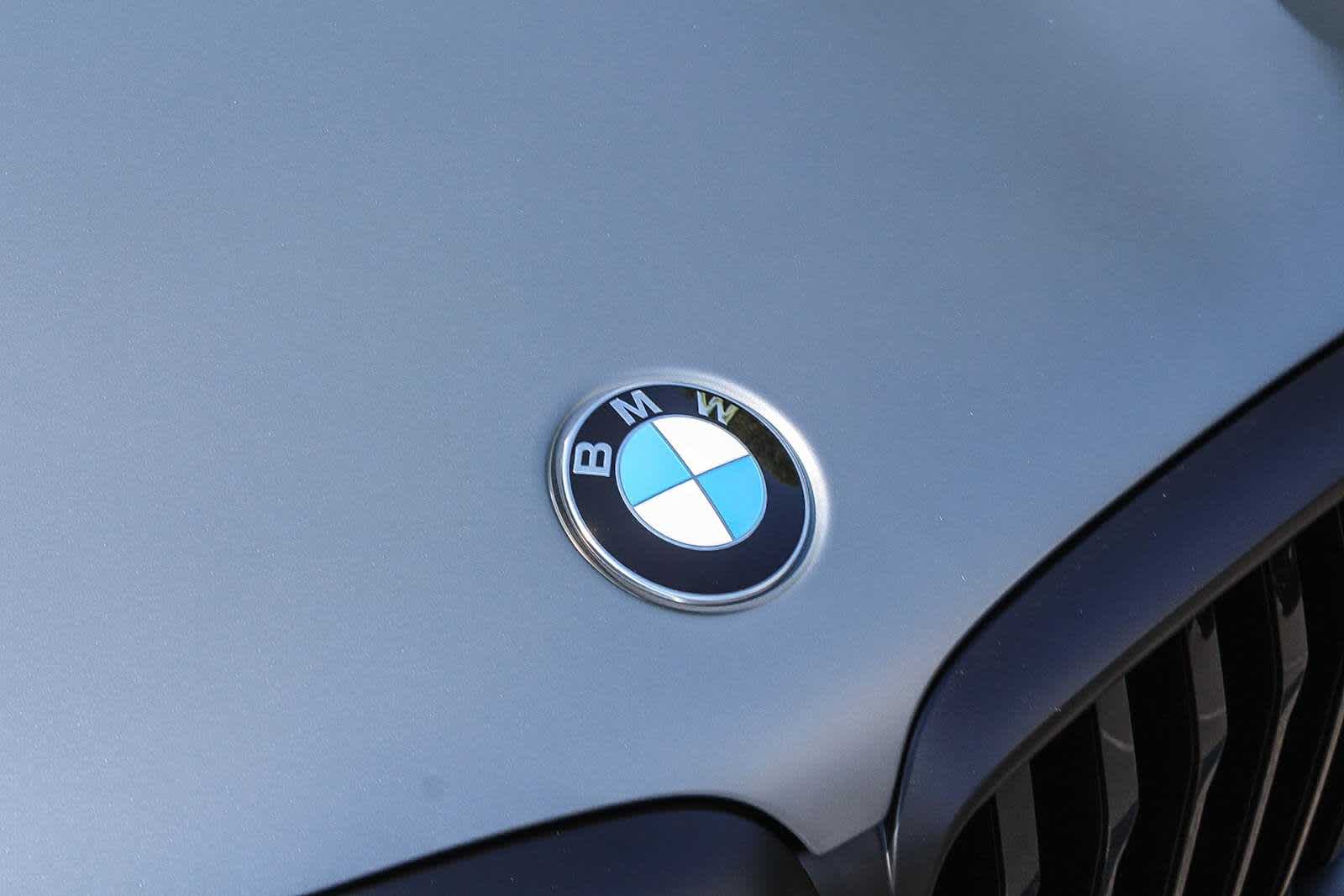 Thumbnail: 2026 BMW X5 - 11