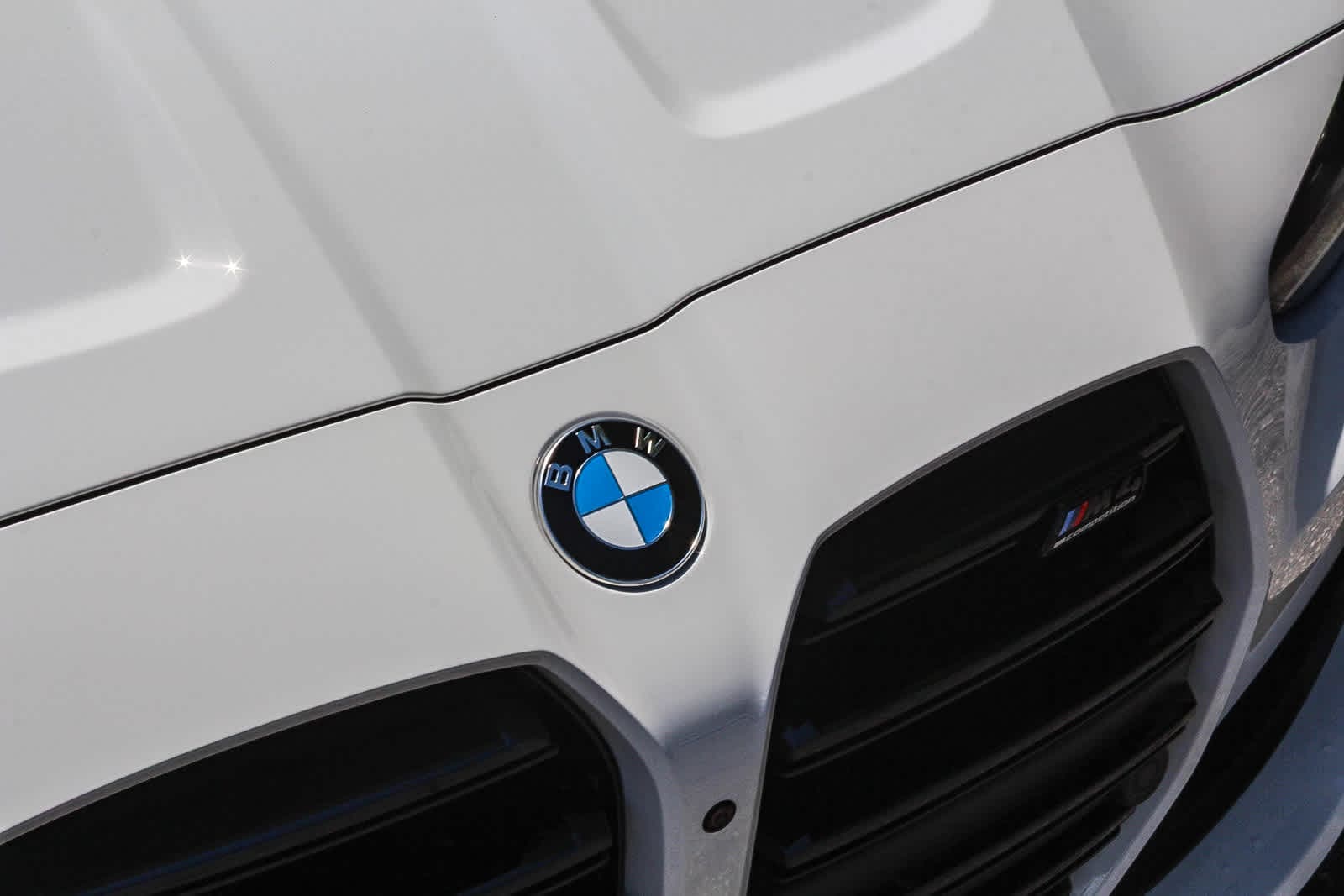 Thumbnail: 2025 BMW M4 - 11