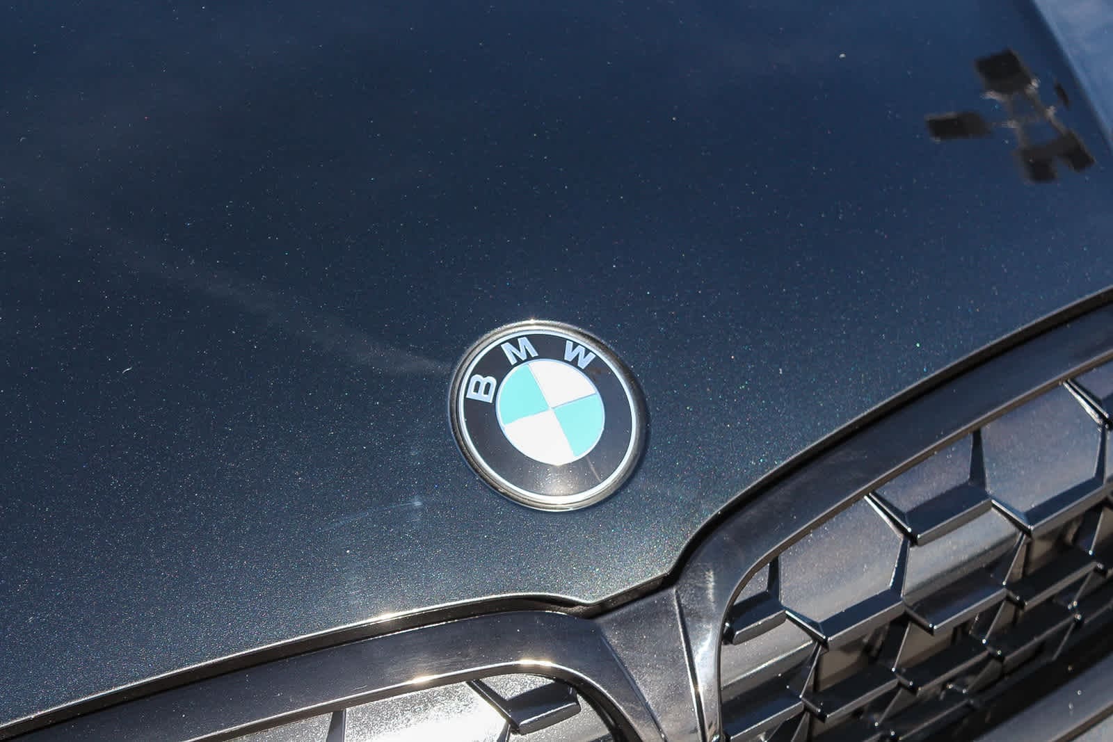 Thumbnail: 2025 BMW 3 Series - 11