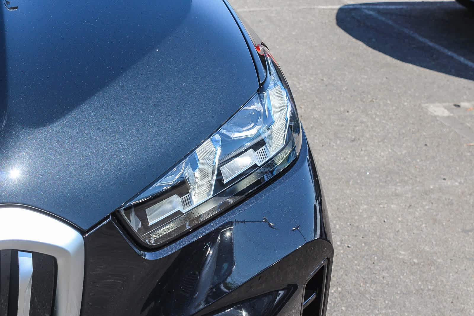 Thumbnail: 2026 BMW X5 - 10