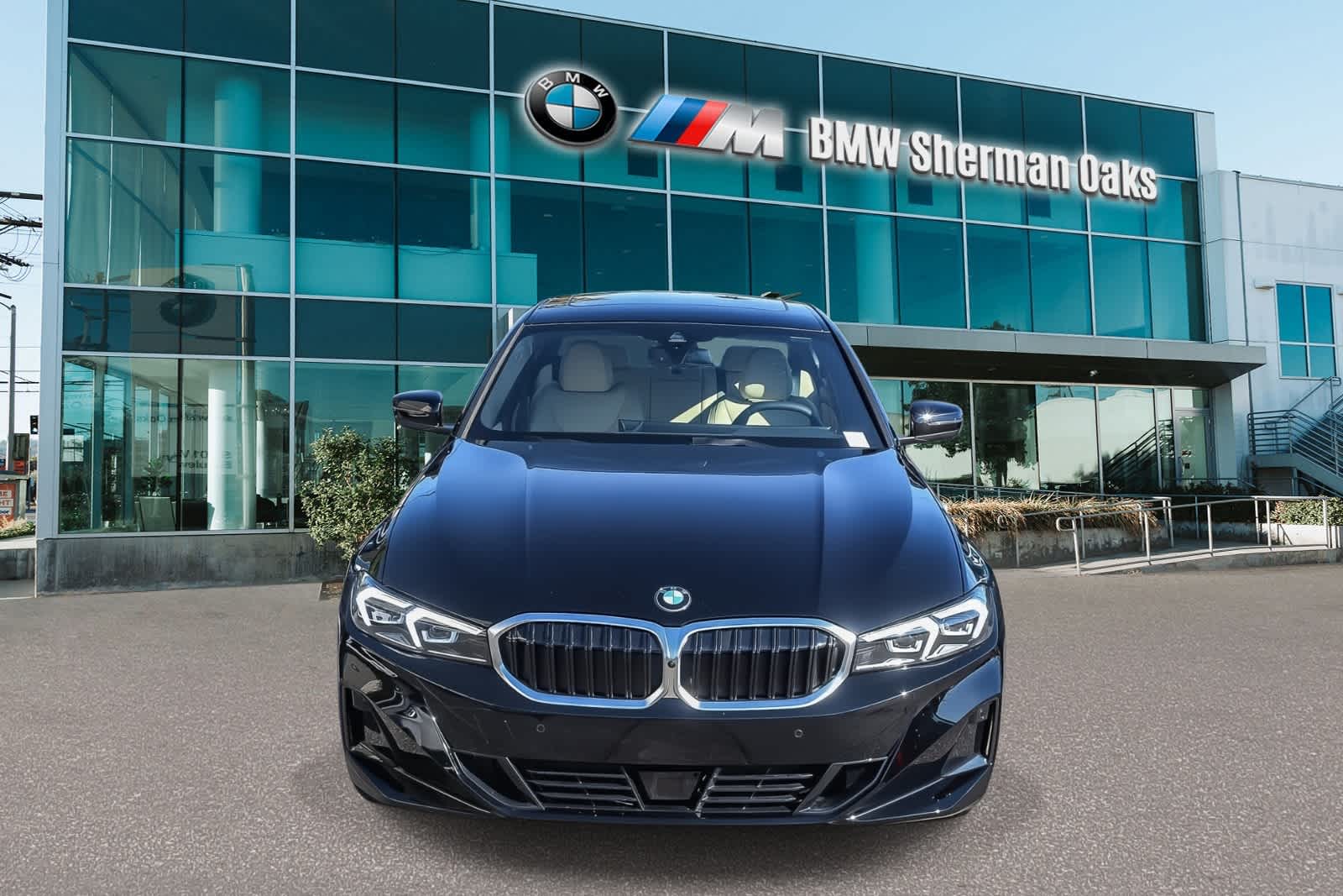 Thumbnail: 2026 BMW 3 Series - 2