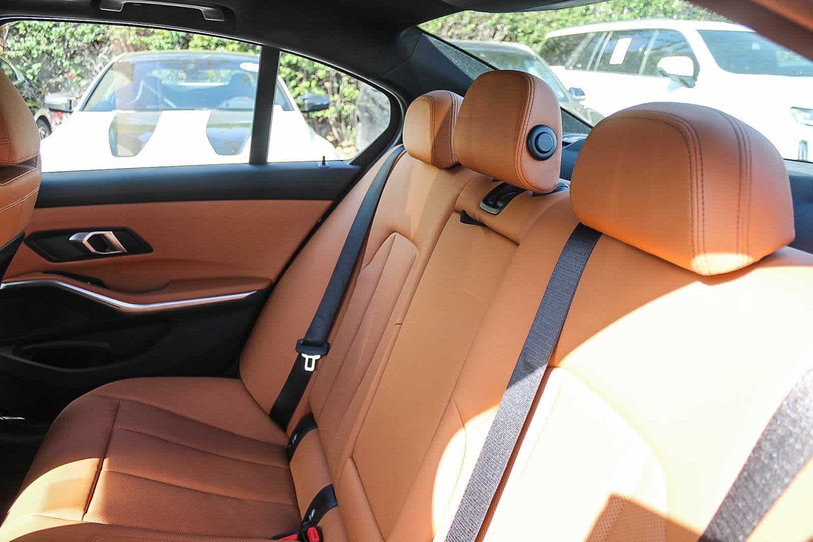 Thumbnail: 2026 BMW 3 Series - 18