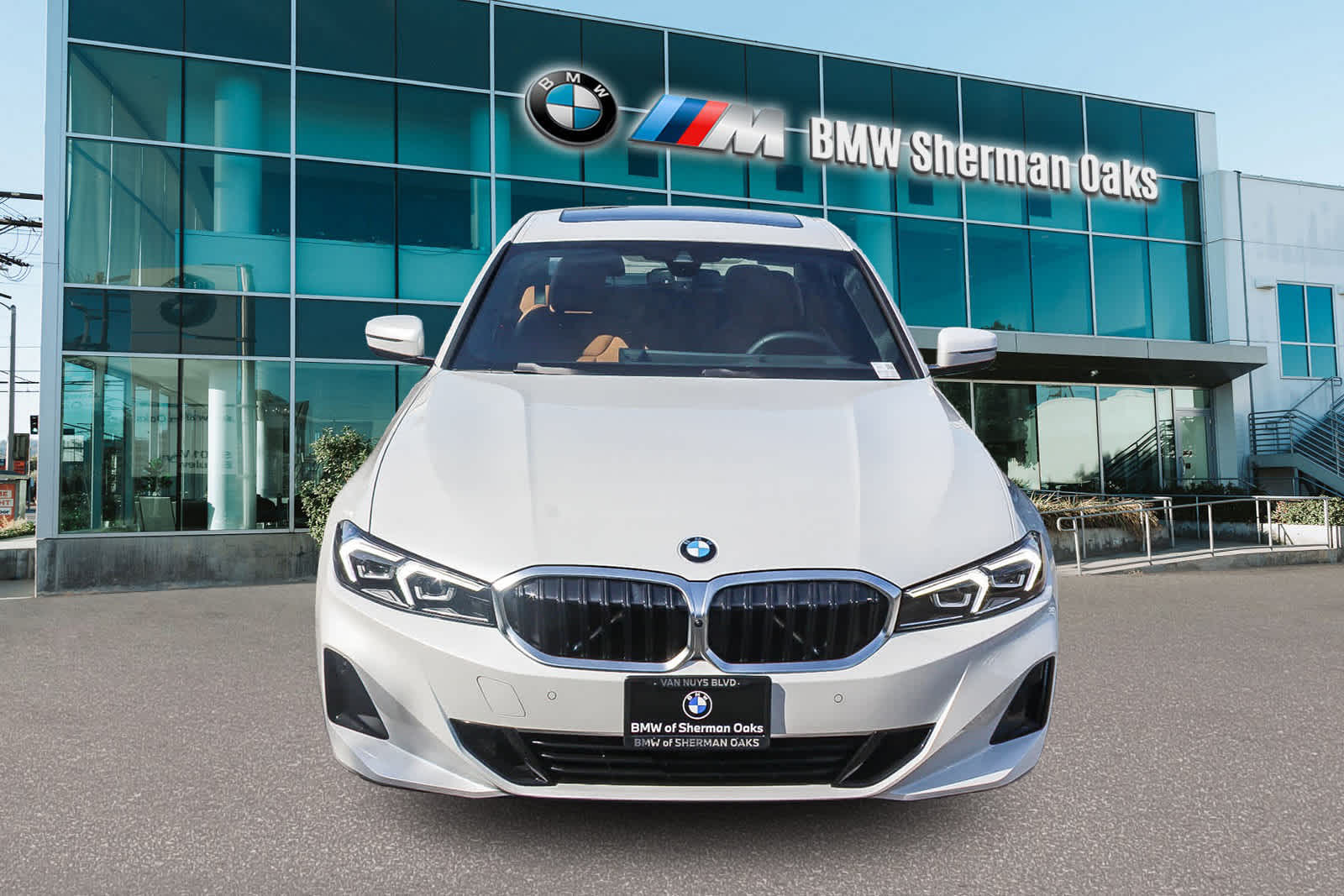 Thumbnail: 2025 BMW 3 Series - 2