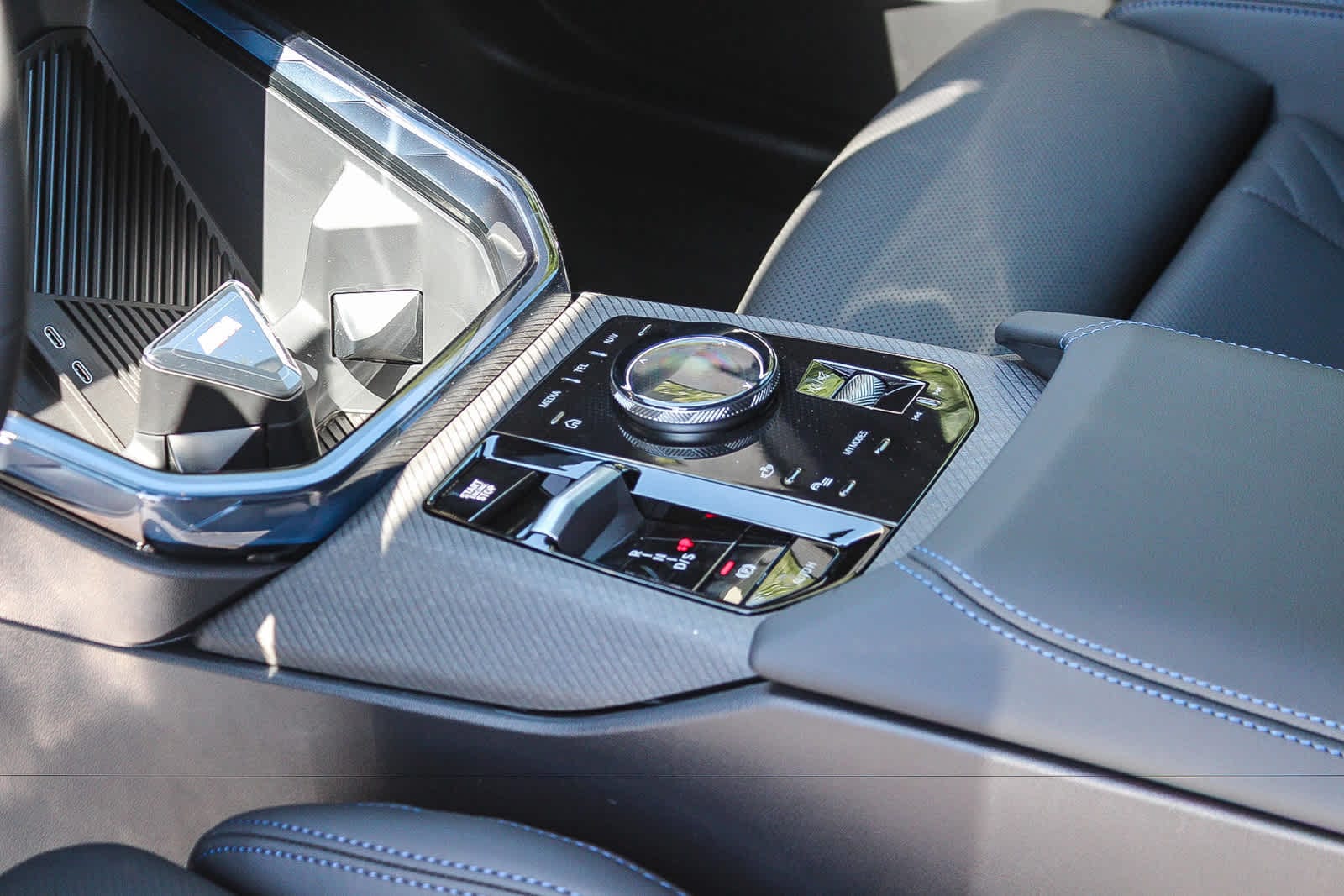 Thumbnail: 2026 BMW X3 - 18
