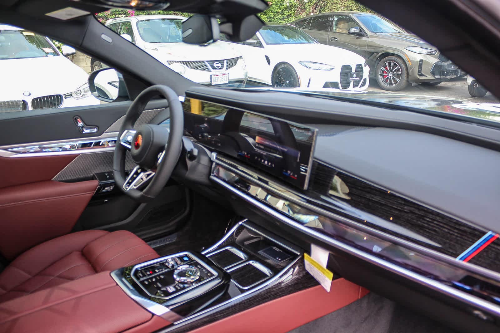 Thumbnail: 2026 BMW i7 - 16