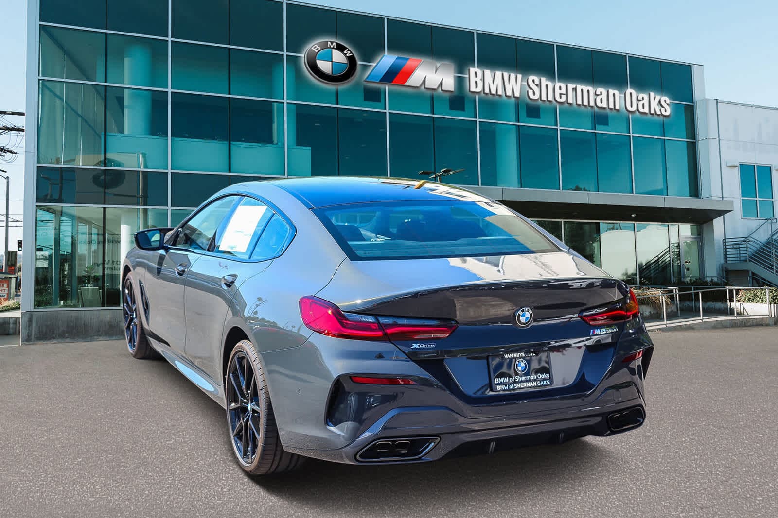 Thumbnail: 2026 BMW 8 Series - 6