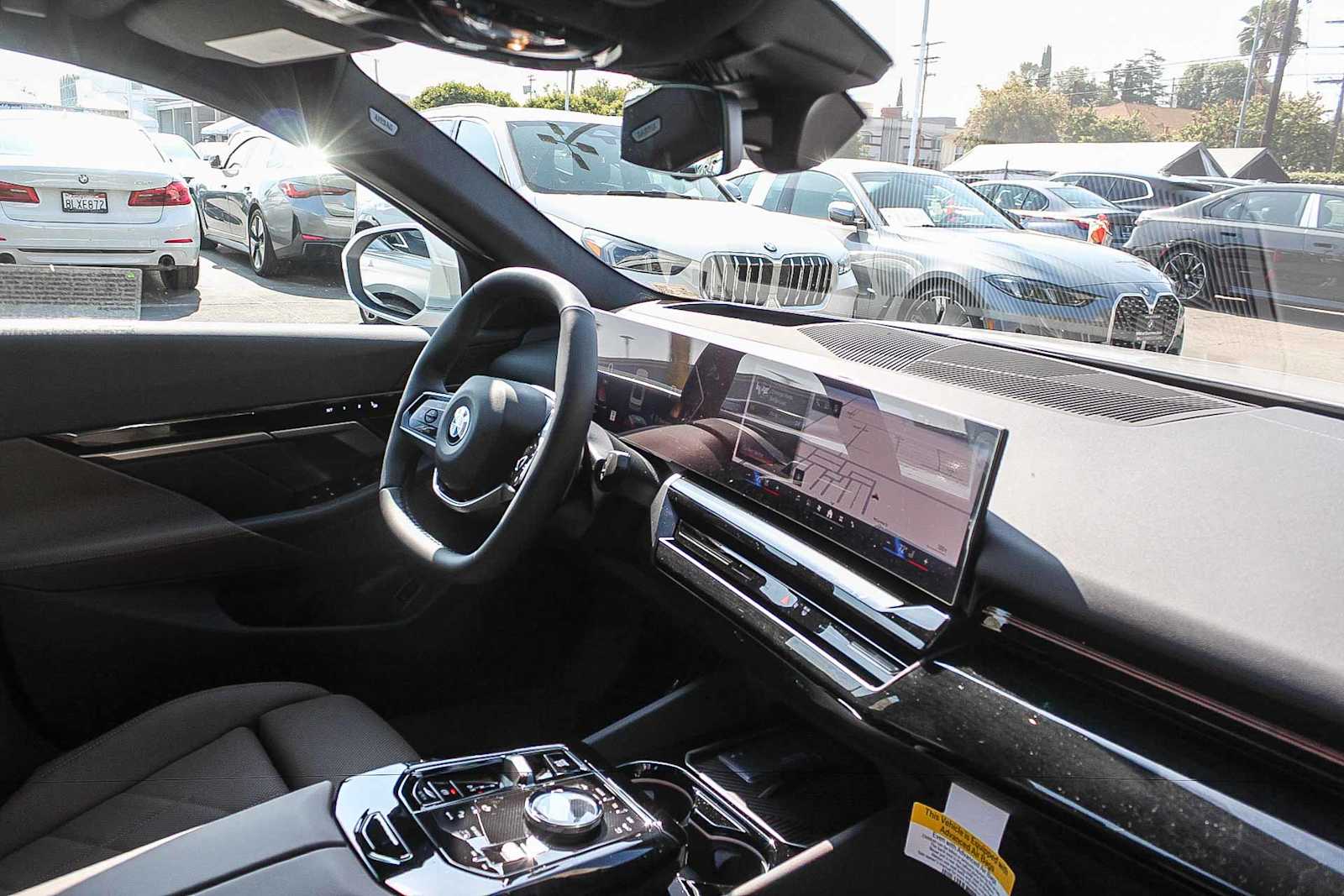 Thumbnail: 2026 BMW 5 Series - 14