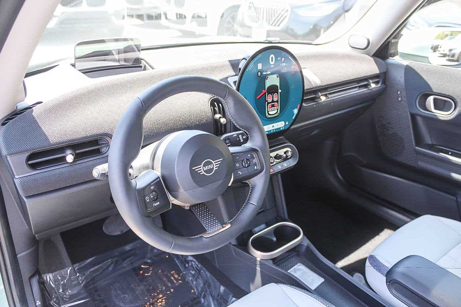 Thumbnail: 2025 MINI Cooper Hardtop - 17