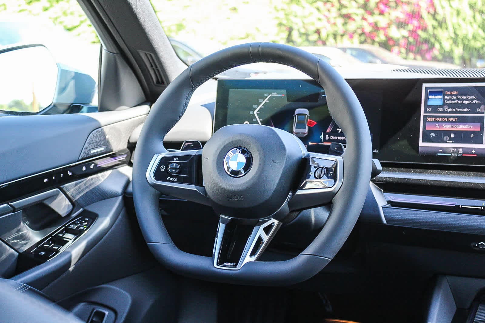 Thumbnail: 2026 BMW 5 Series - 14