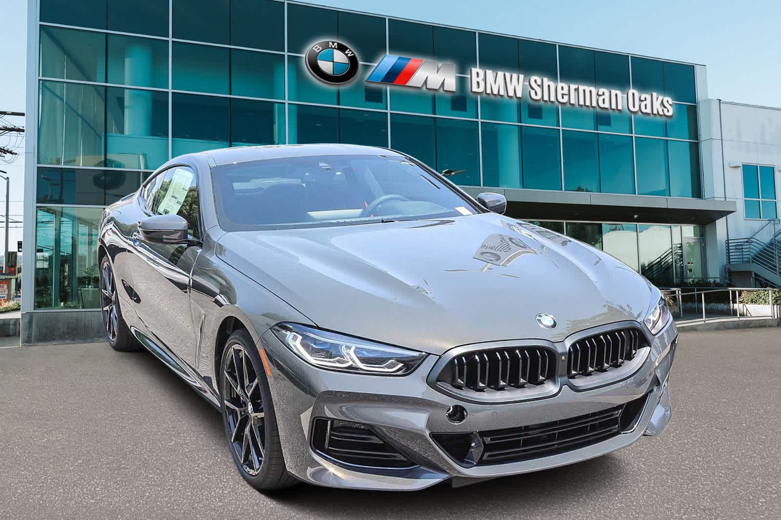 Thumbnail: 2026 BMW 8 Series - 3