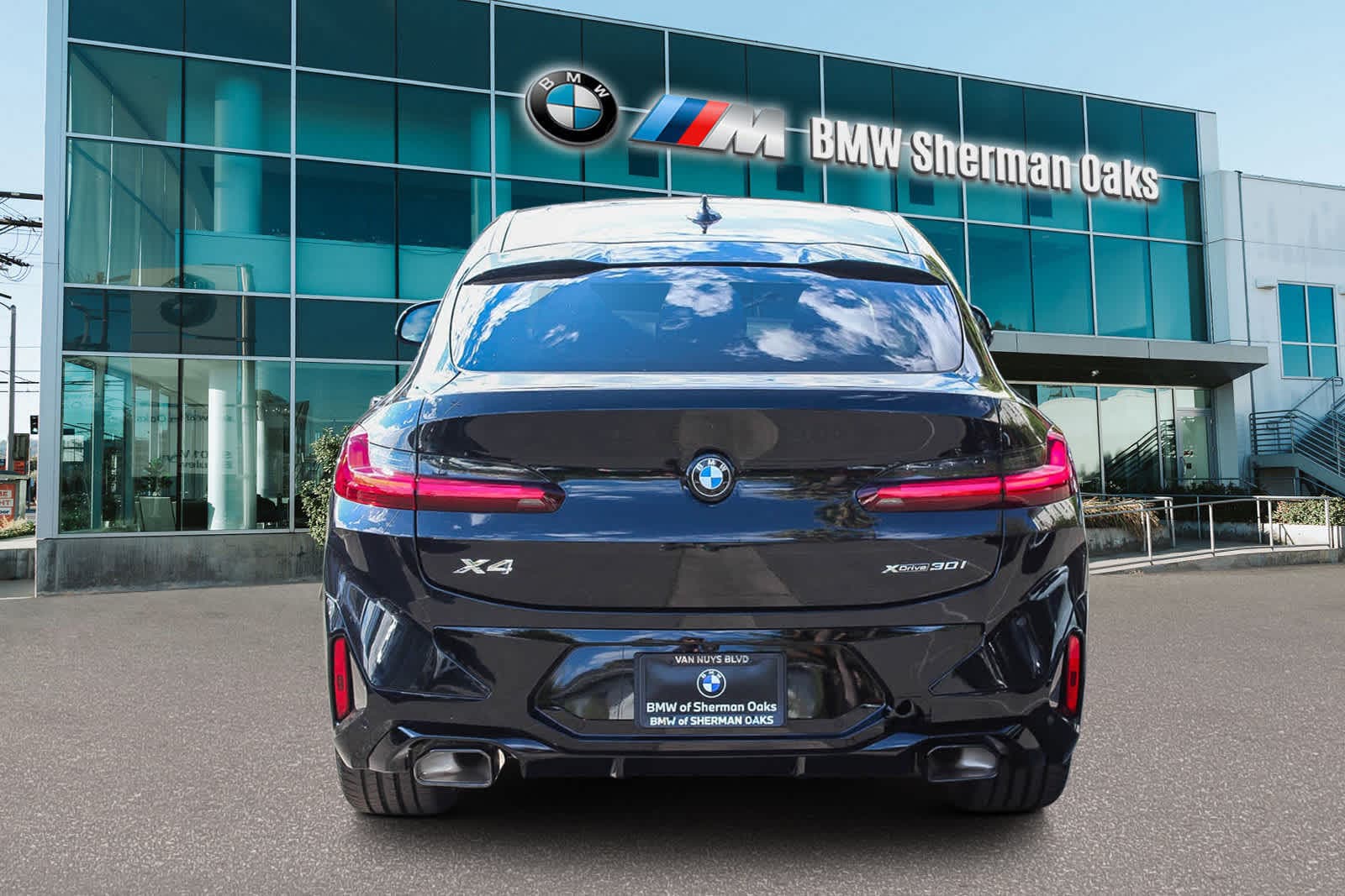 Thumbnail: 2025 BMW X4 - 5