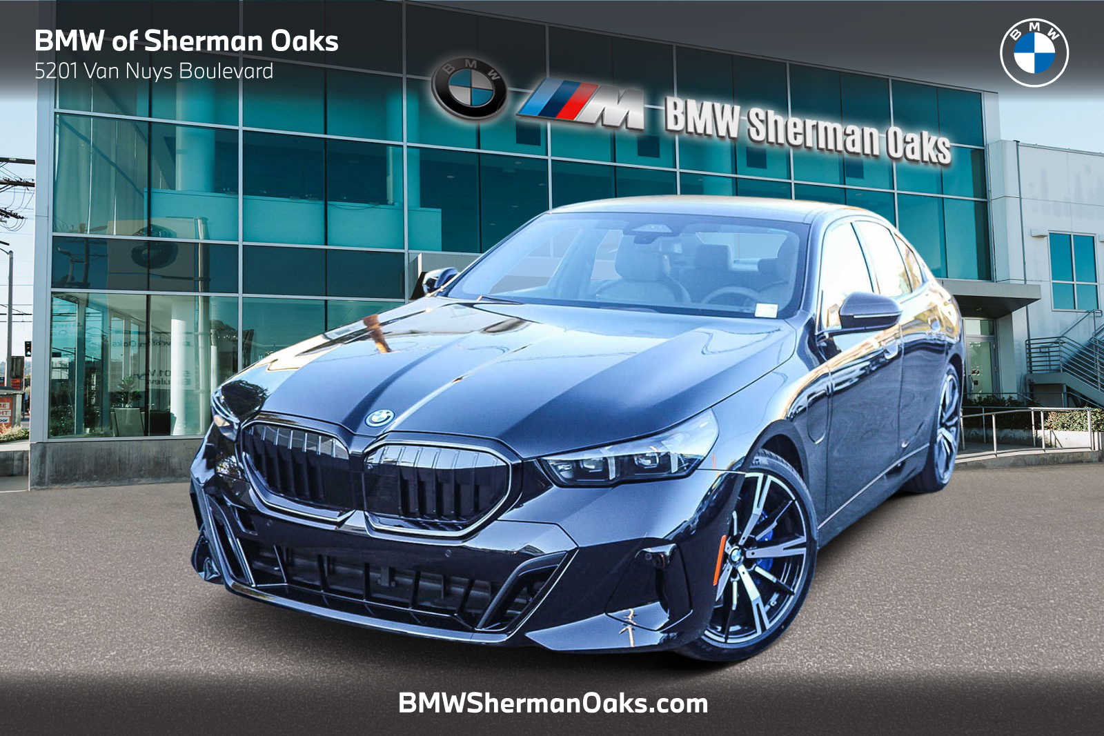 2026 BMW 5 Series 550e's photo