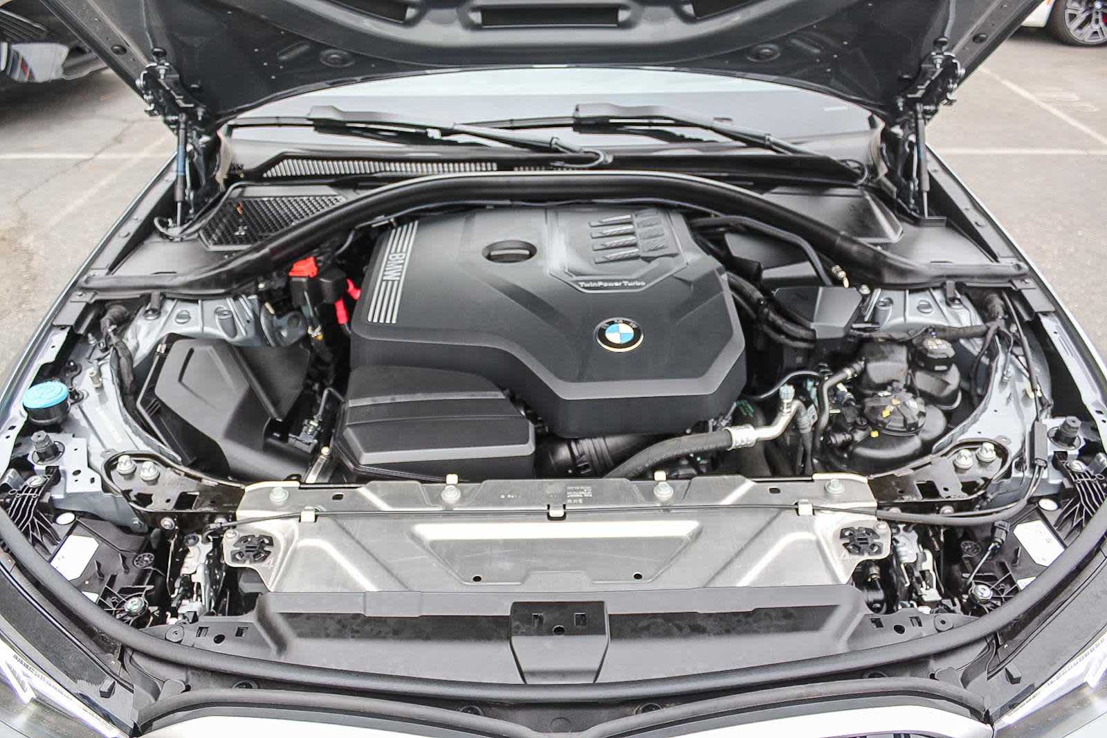Thumbnail: 2024 BMW 3 Series - 26
