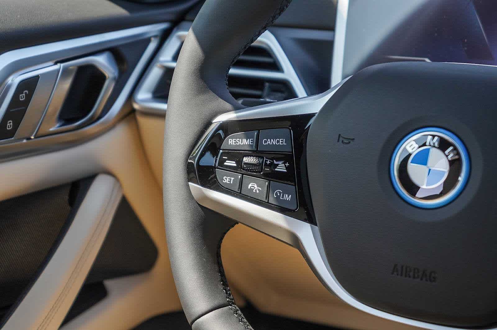 Thumbnail: 2026 BMW i4 - 16