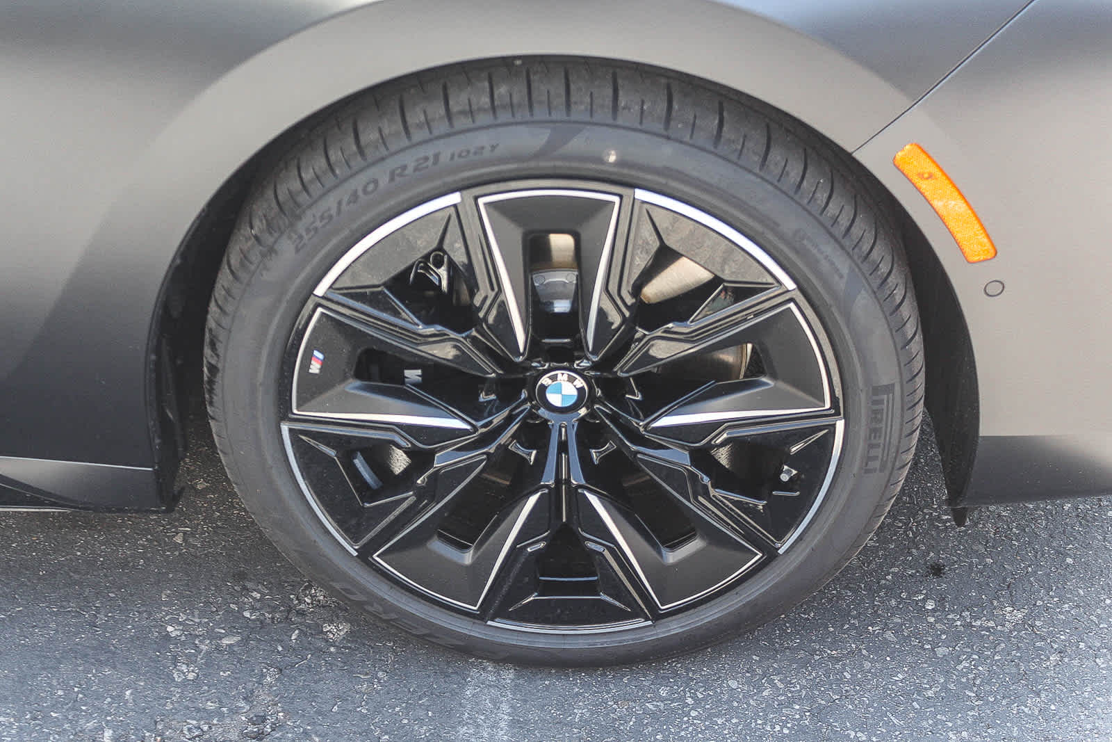 Thumbnail: 2026 BMW 7 Series - 9