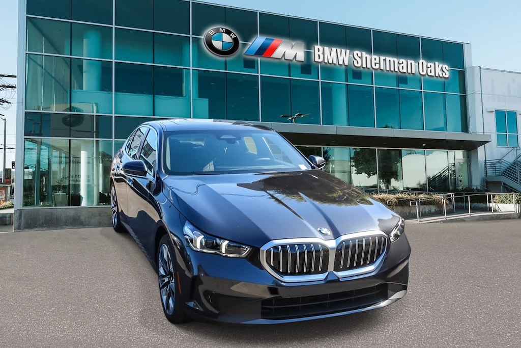 New 2026 BMW 530i Sedan