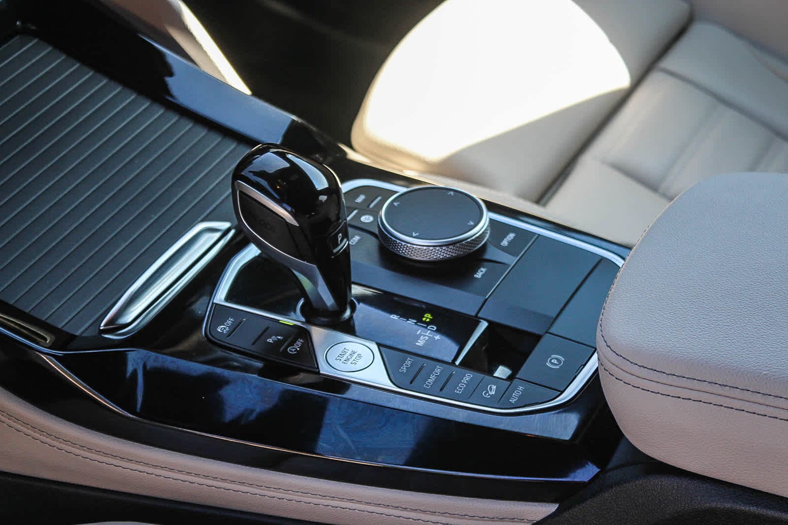 Thumbnail: 2025 BMW X4 - 20