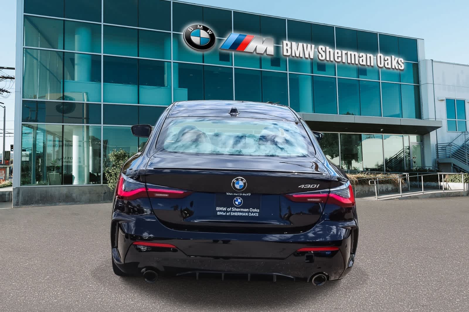 Thumbnail: 2026 BMW 4 Series - 5