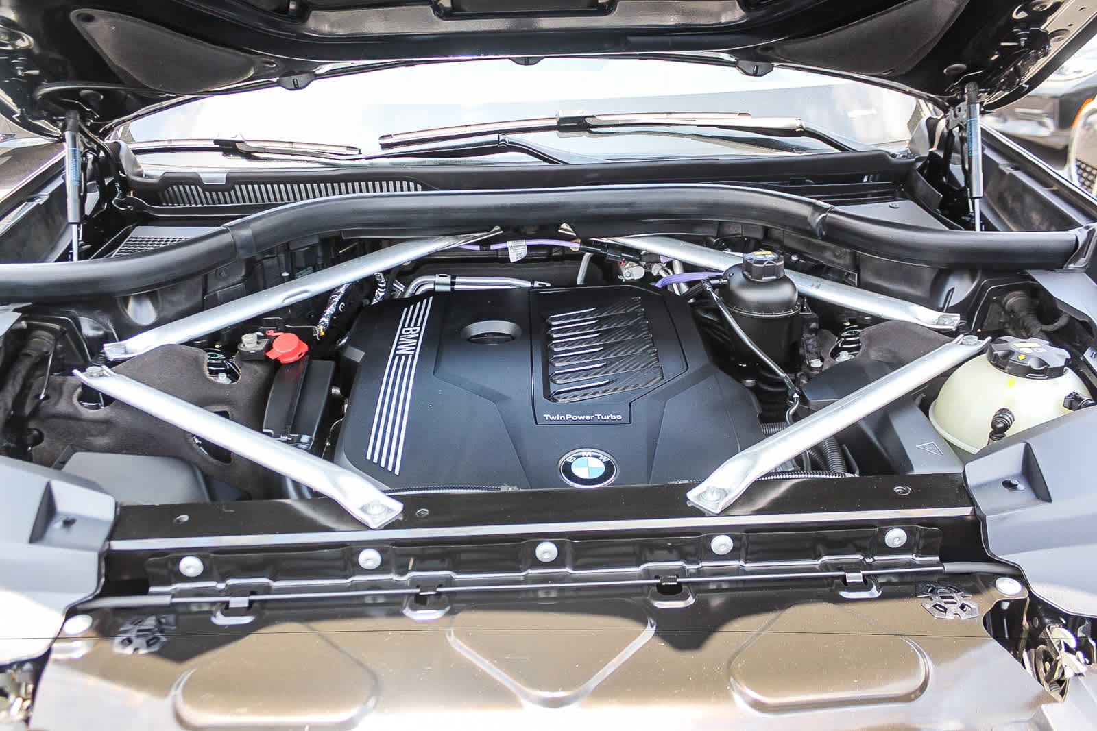 Thumbnail: 2022 BMW X7 - 25