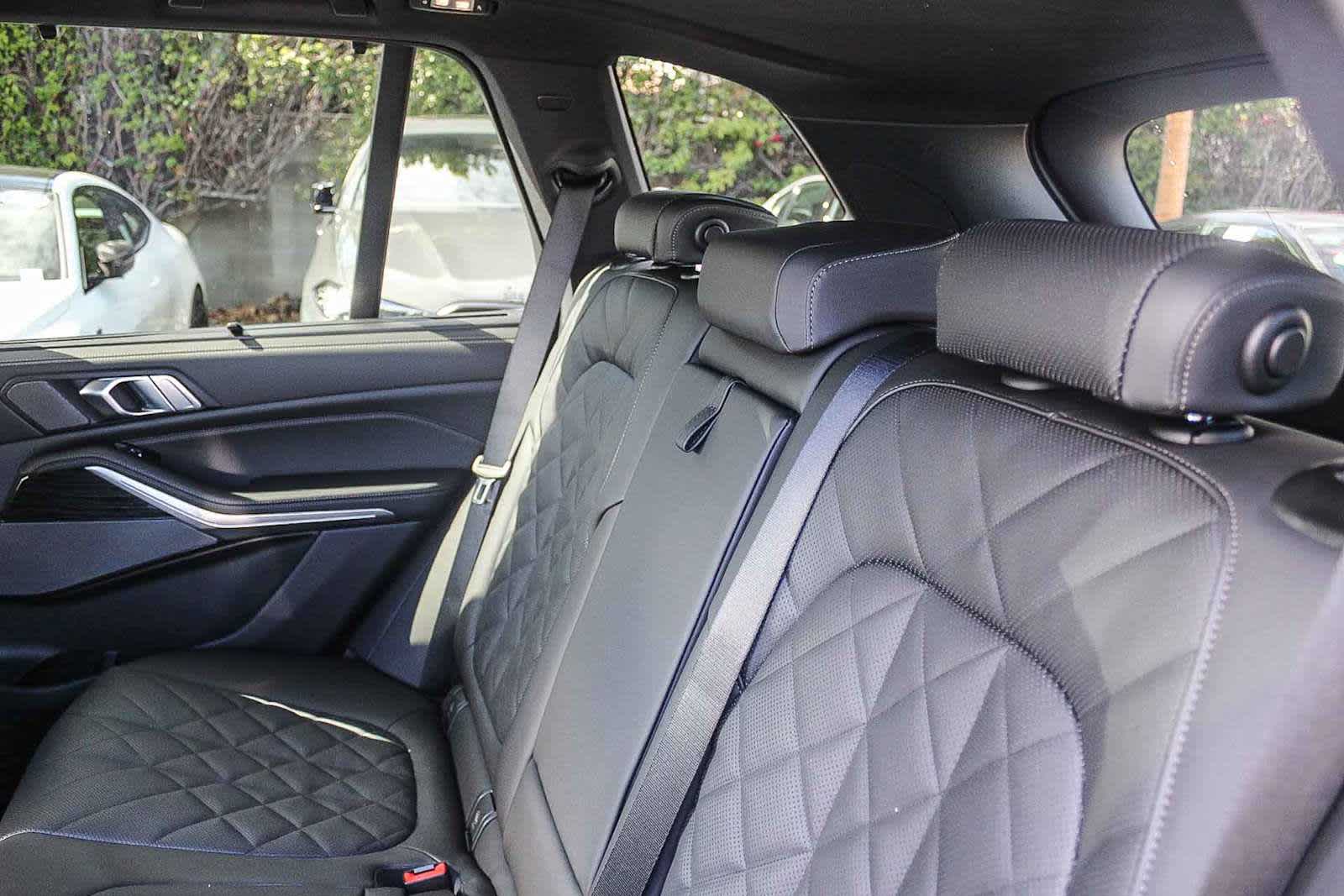 Thumbnail: 2026 BMW X5 - 17