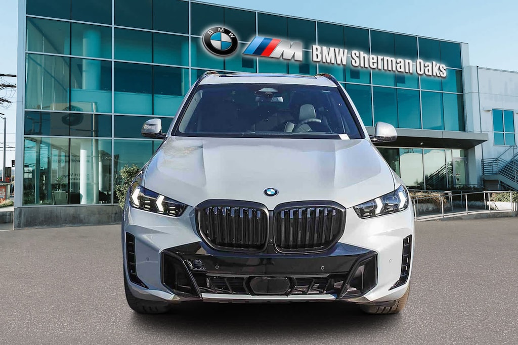 New 2026 BMW X5 sDrive40i SUV